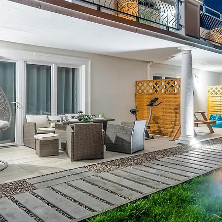 1 Bedroom Front In Grzybowo